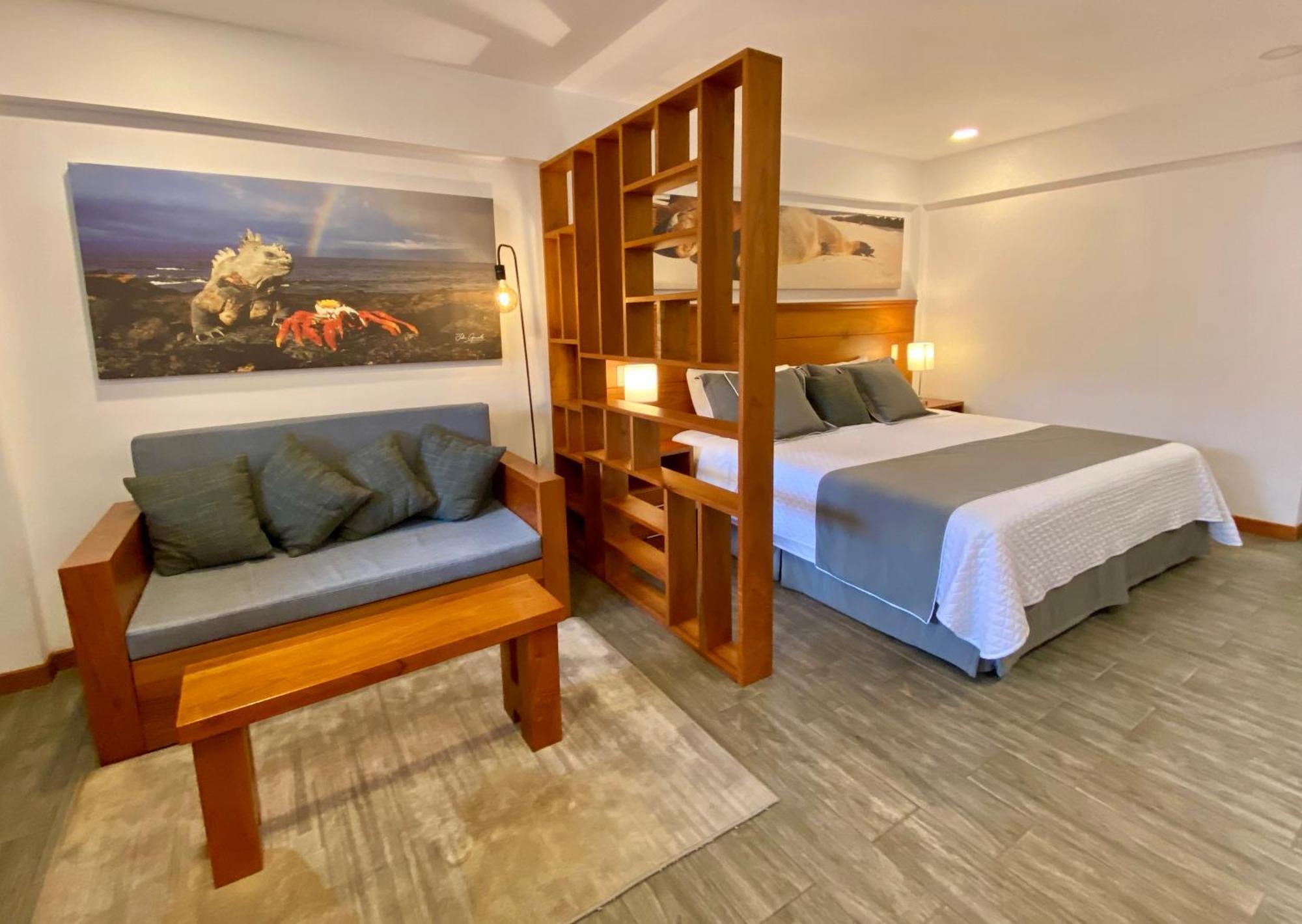 Torre Mar Galapagos Boutique Suites Puerto Ayora  Extérieur photo