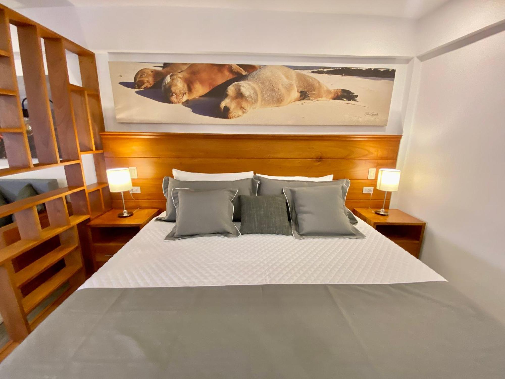 Torre Mar Galapagos Boutique Suites Puerto Ayora  Extérieur photo